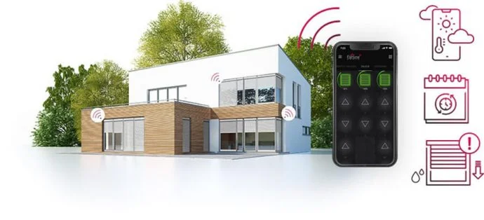 Obecne na rynku pojedyncze urządzenia i systemy inteligentne pozwalają na wygodne sterowanie pracą rolet, a także żaluzji, markiz czy karniszy elektrycznych. Żeby spełniały swoje funkcje, powinny zostać dopasowane do specyfiki obsługiwanej konstrukcji oraz miejsca, w którym zostaną zamontowane.